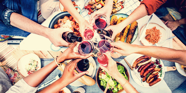 Take The Party With You With The Perfect Wine And Beer Packaging